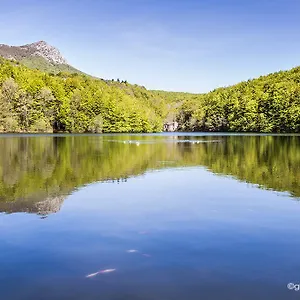 https://hostal-lavet-blau.catalonia-hotels.com