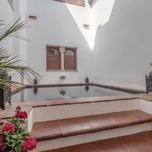 Apartment Apartasuites Alberca Deluxe, Córdoba
